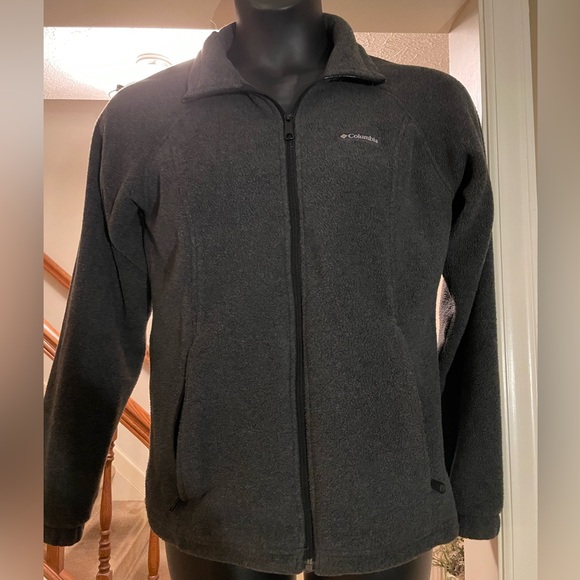 Columbia Jackets & Blazers - Columbia Zip Front Jacket - Like New - Size Medium